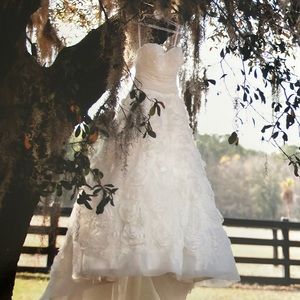 Allure Bridal Wedding Dress (Spring 2011) Ball gown, sweetheart neckline